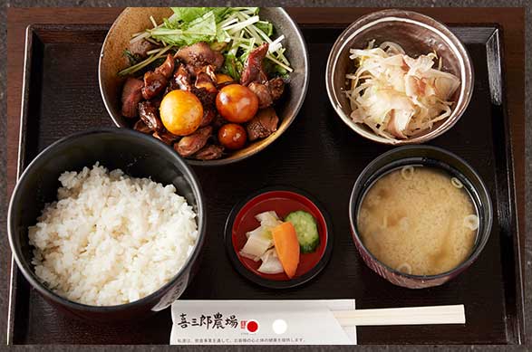 甲州とりもつ煮定食